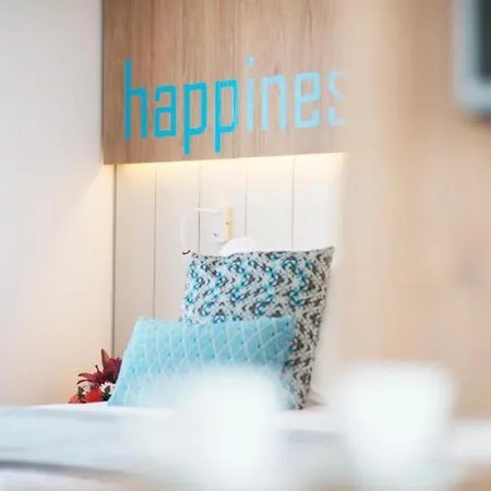 Apartment Single With Half Board, Wifi, Pool, Beach *