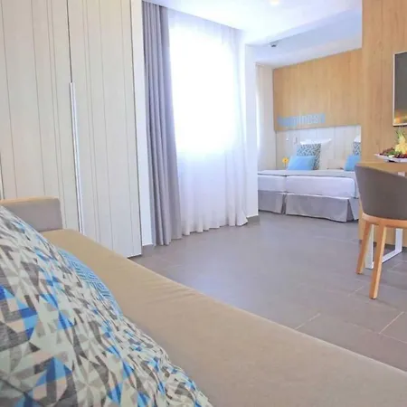 Daire Single With Half Board, Wifi, Pool, Beach Playa Blanca