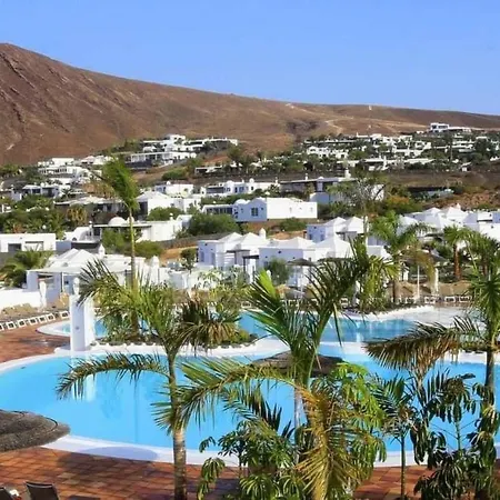 Single With Half Board, Wifi, Pool, Beach * Playa Blanca
