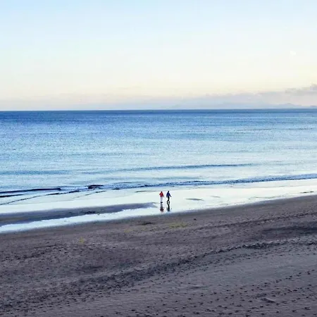 Daire Single With Half Board, Wifi, Pool, Beach